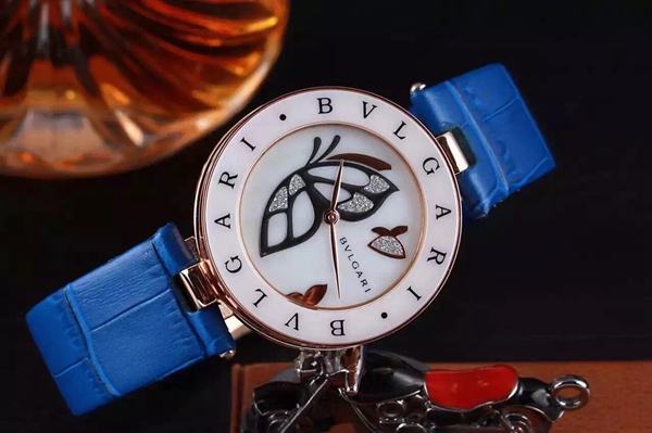 ブルガリ時計正面デザイン